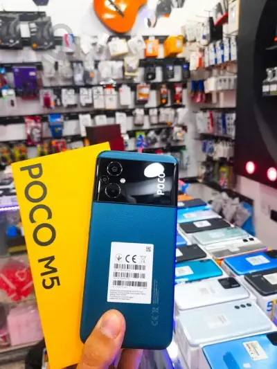 Poco M5