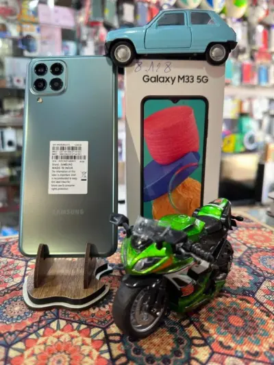 SAMSUNG M33