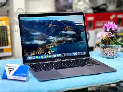 MacBook