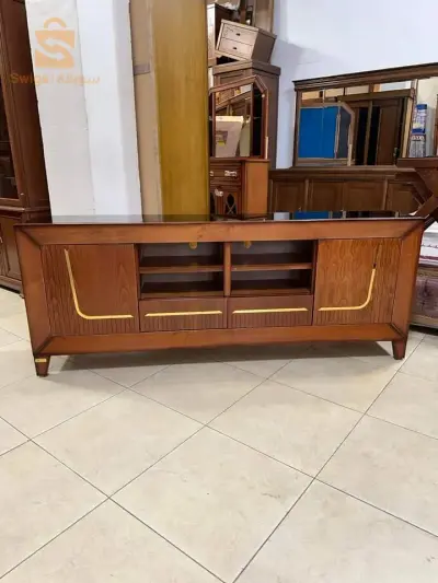 طاولة تلفاز