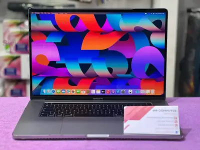 MACBOOK PRO