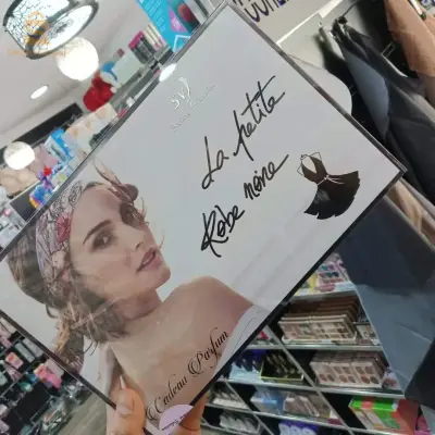 La petite robe noir