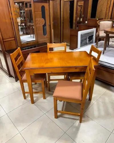 طاولة