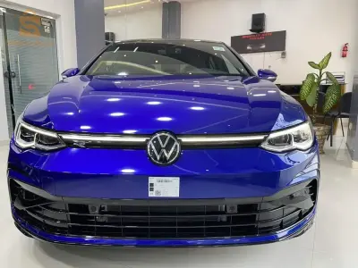 GOLF 8 R LINE
