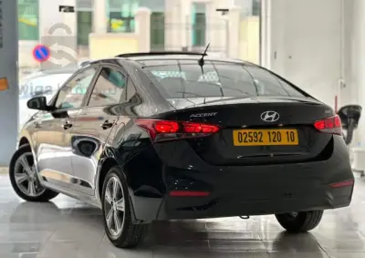 Hyundai accent