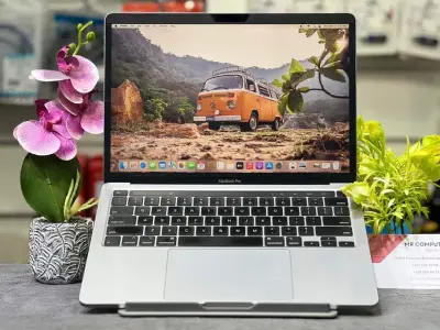 MACBOOK PRO 2020