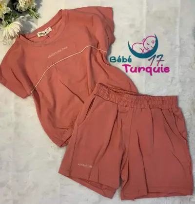ملابس بنات