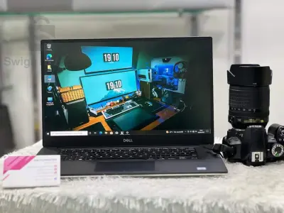 DELL XPS 7590