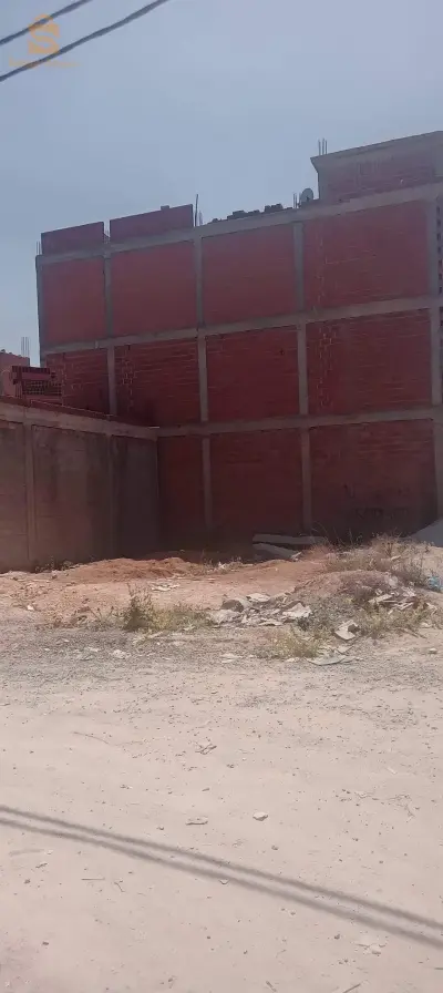 3 قطع اراضي للبيع