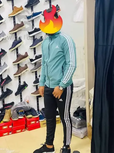 البسة رياضية