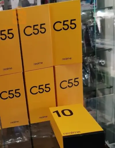 Realmi C55
6.128