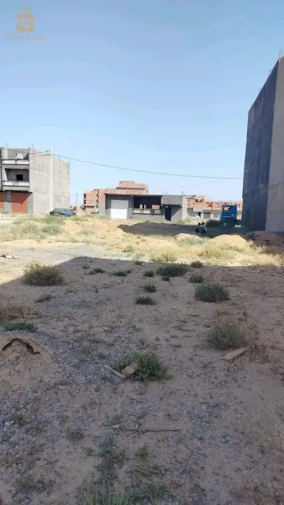 قطعة ارض للبيع