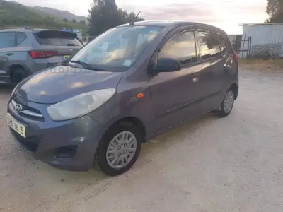 I10