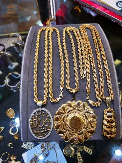 سلاسل ذهب