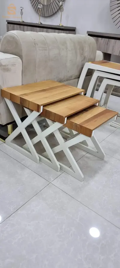 طاولات متداخلة