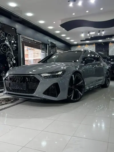 AUDI RS6