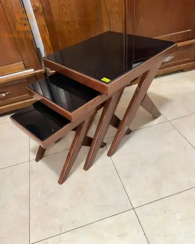 طاولة
