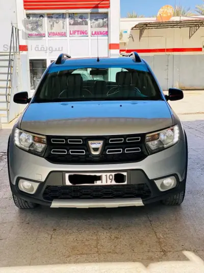 ￼ DACIA SANDERO STEPWAY ⛽️ 1.5 dci 85 ch 2019