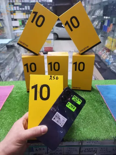 Realmi 10