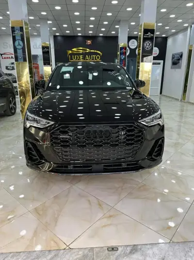 AUDI