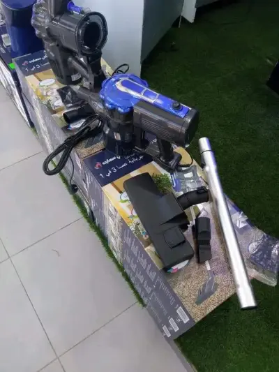 مكنسة كهربائية