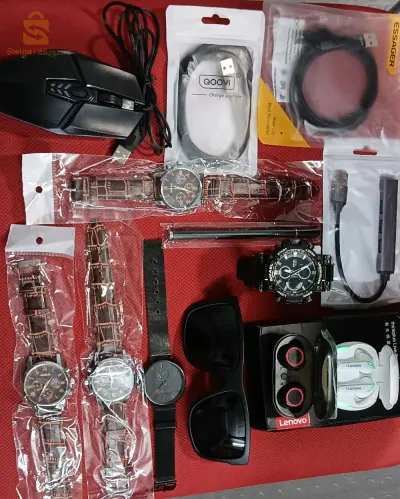 un lot des accessoires