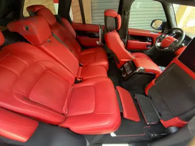 Range Rover Vogue p400