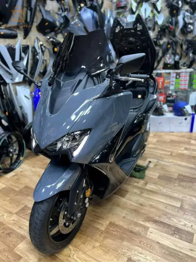 Tmax 560 2022 Safi