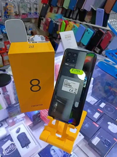 Realme8