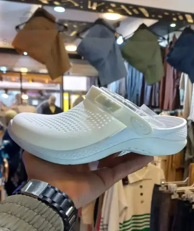 حذاء طبي