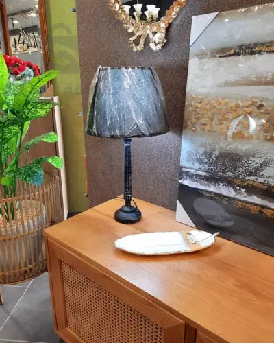 مصباح سرير و مكاتب