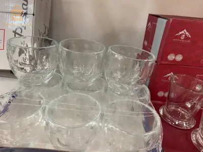 كؤوس زجاج
