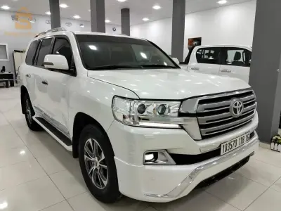 Land cruiser