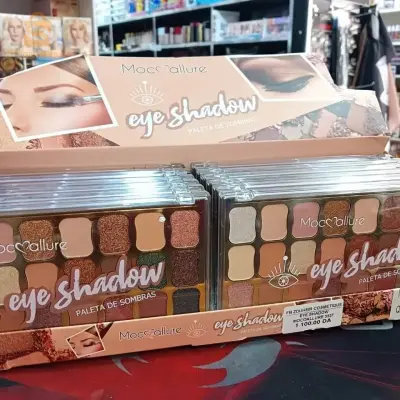 eye shadow