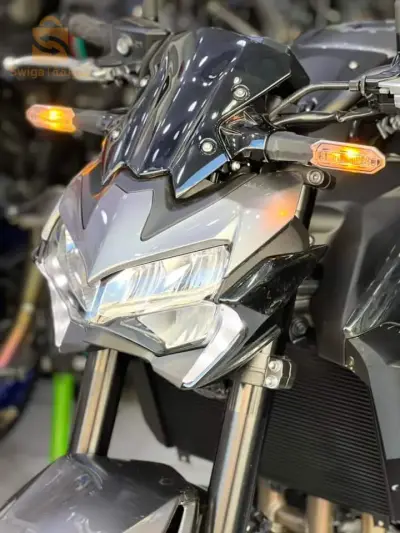 KAWASAKI Z900