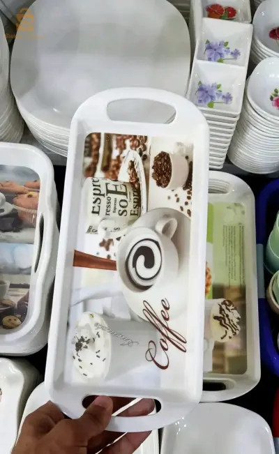 Food tray