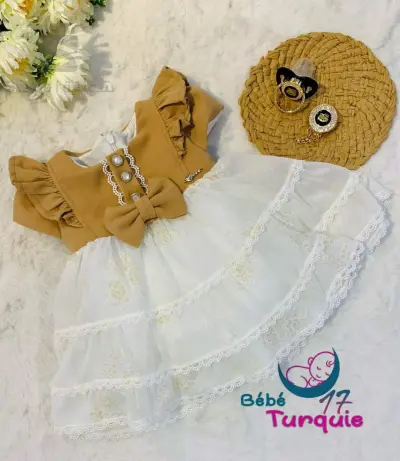 ملابس بنات