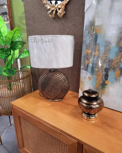 مصباح سرير و مكاتب