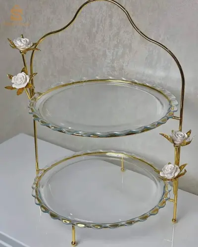 cake stand