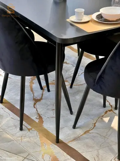 طاولة أكل
