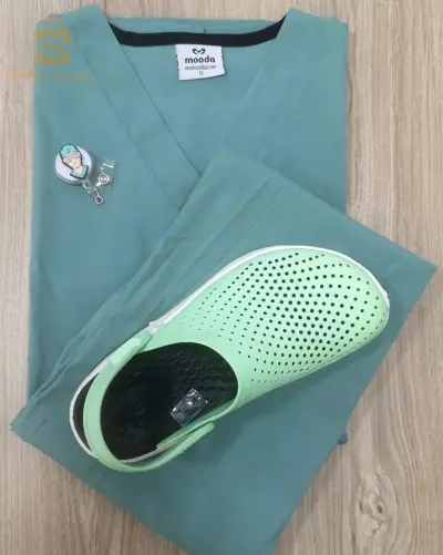 tenue et Sabot