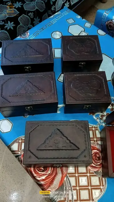 avendre boîtes à bijoux en cuir