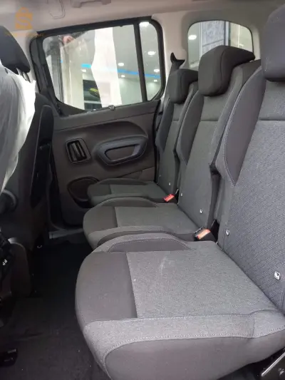Peugeot RIFTER Allure🔘1.6 HDI BVM