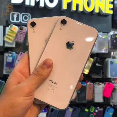 iPhone XR