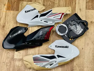 Pour Kawasaki z900 2021 /2022 disponible