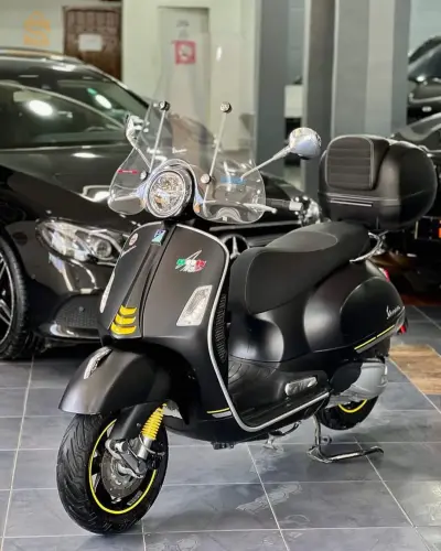 Vesspa Piagio 300 GTS