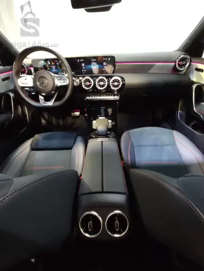 MERCEDES CLA