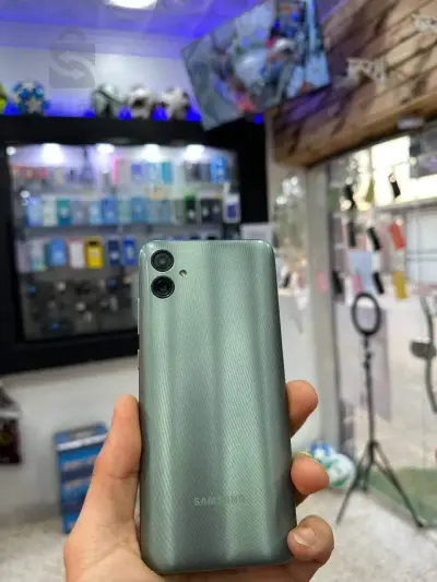 Samsung Galaxy F04