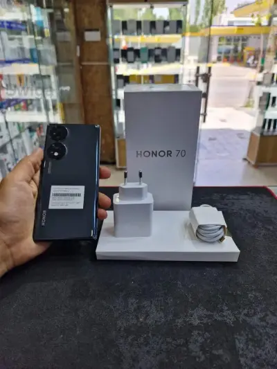 Honor 70