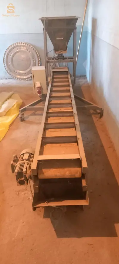 بيه ماكينة تعليب الحبوب